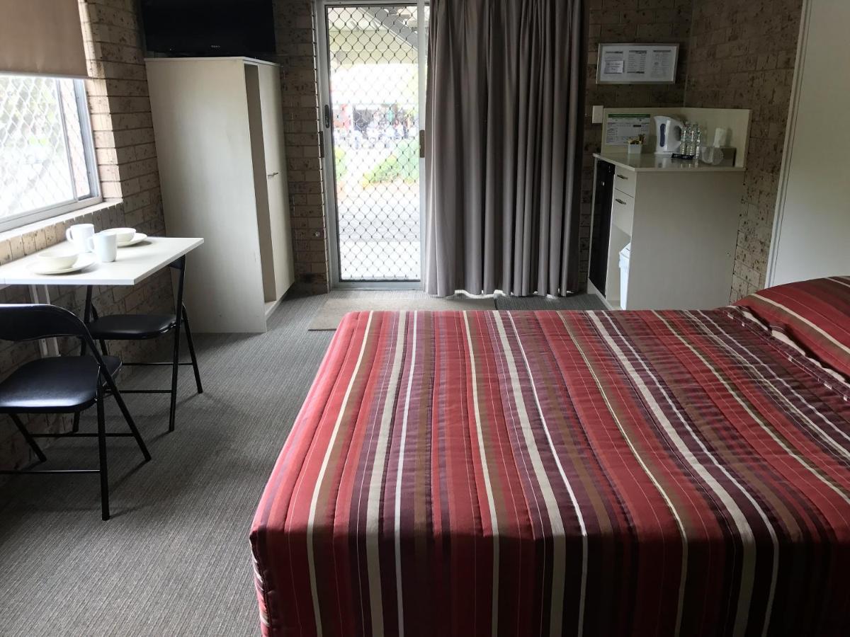 The Canungra Motel Экстерьер фото